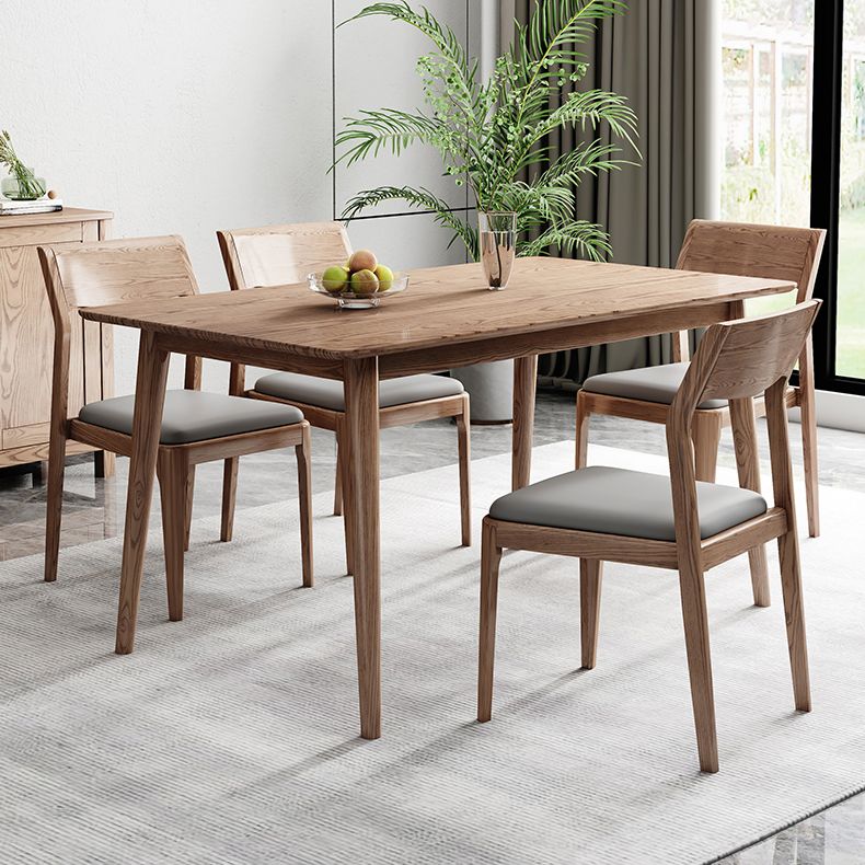 Legno rettangolo in tavolo da pranzo marrone Tavolo di cenere moderno con 4 gambe per il ristorante