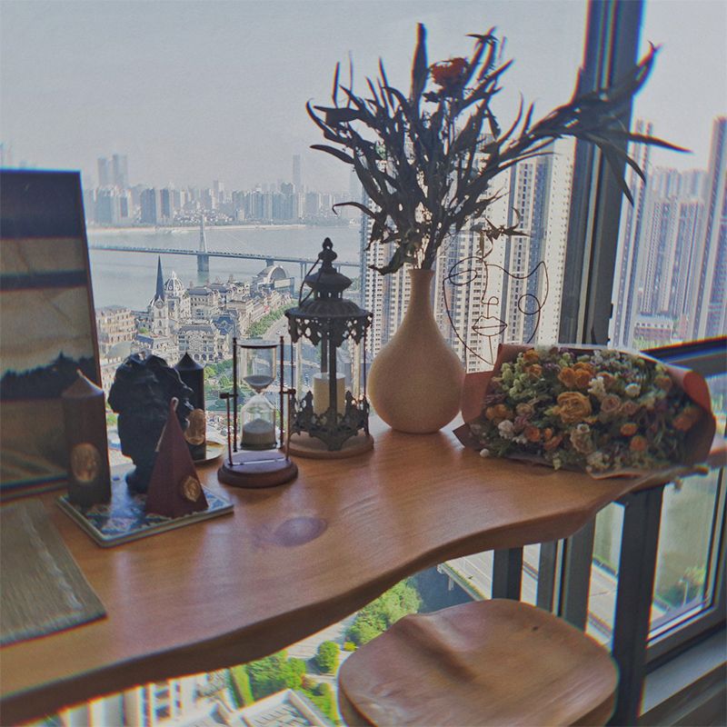 Brown Modern StyleTable Solid Wood and Iron Coffee Shop Bar Table