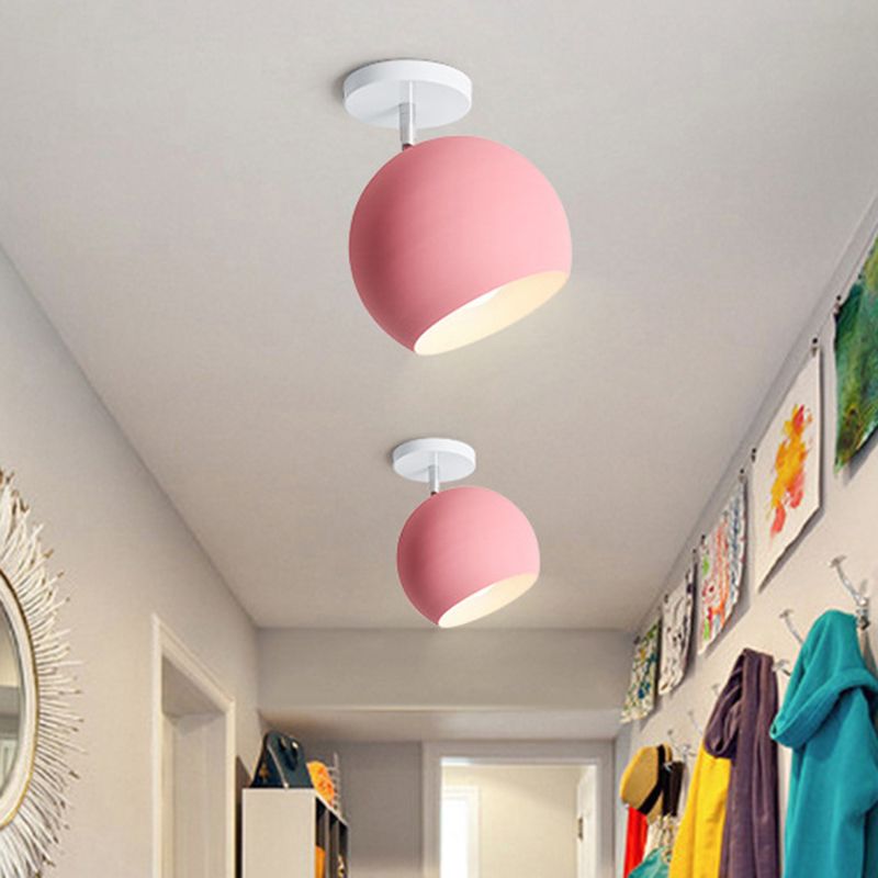 Allée ronde près du plafond, éclairage en métal de style nordique, plafonnier encastré