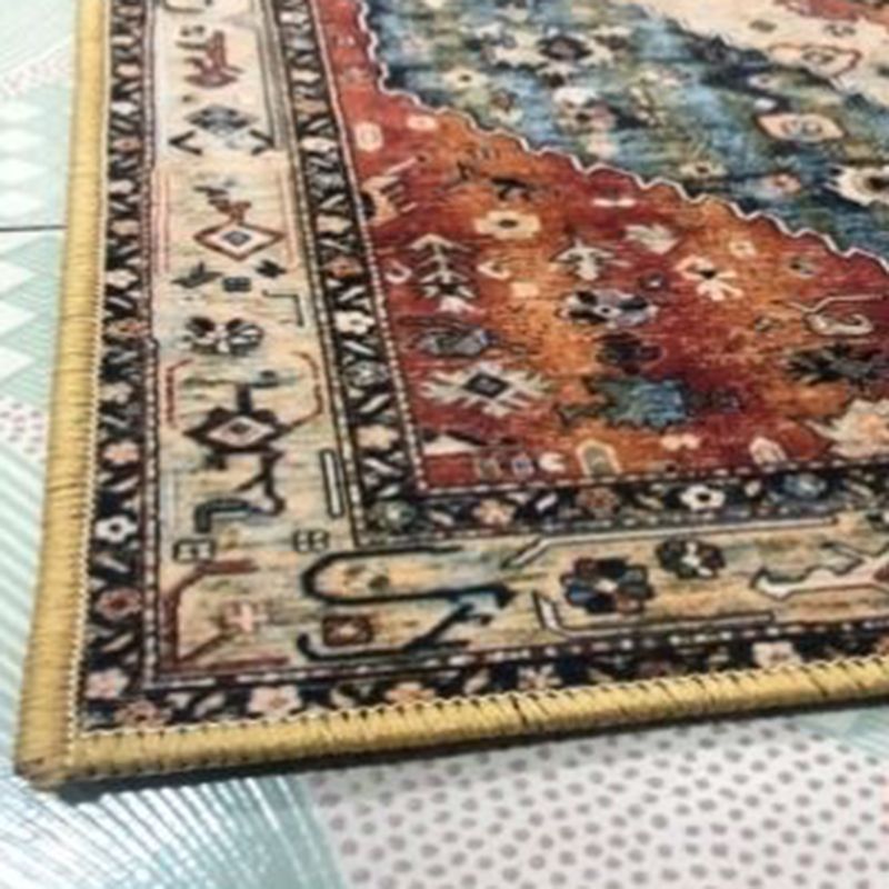Roter Ton Vintage-Fläche Teppich Polyester Medaillon-Druck Teppich nicht rutschfestem Innenteppich für Wohnzimmer