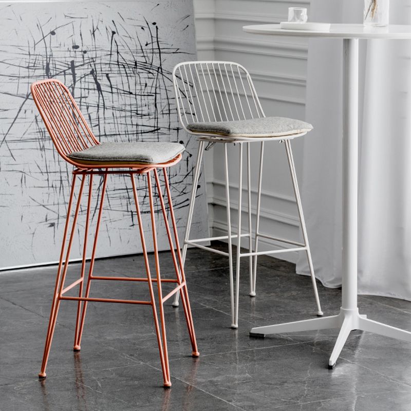 Industrieel ijzer Simple Barstool 26 "H indoor hoge kruk met rechthoekstoel