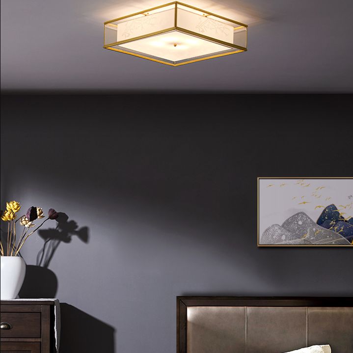 Quadratische Unterputzleuchte im Landhausstil, Deckenleuchte aus Stoff mit Tüllschirm außen in Gold