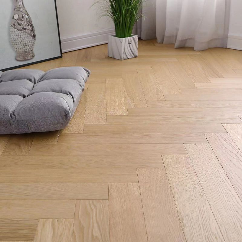Contemporary Laminate Flooring Solid Wood Laminate Flooring with Light and Dark Color