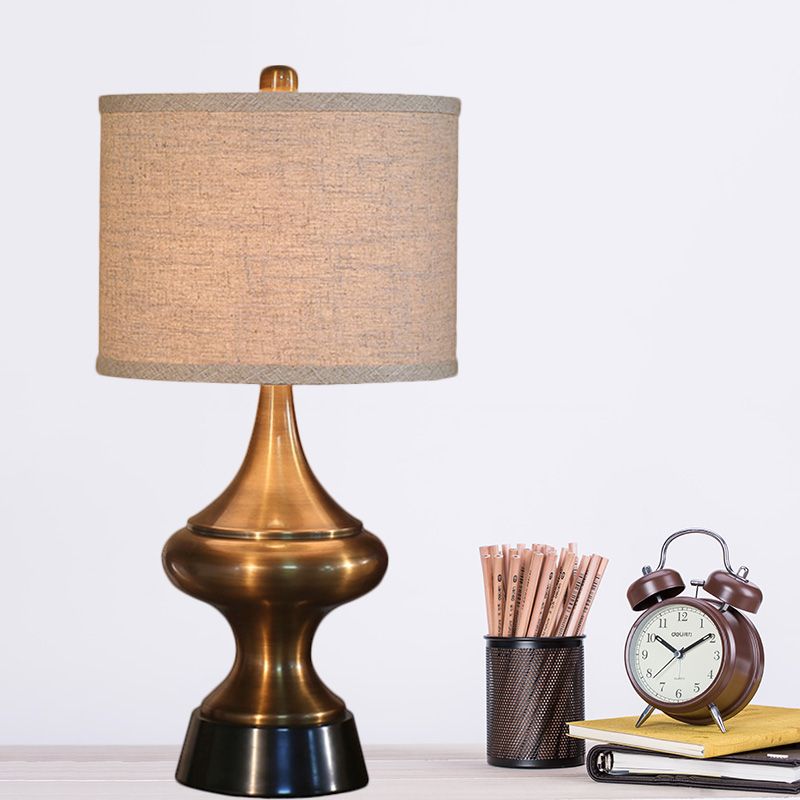 Bronze / nickel Drum en forme de bureau Lumière Vintage Style Fabric 1 Claie de nuit Light Room Night Lampe