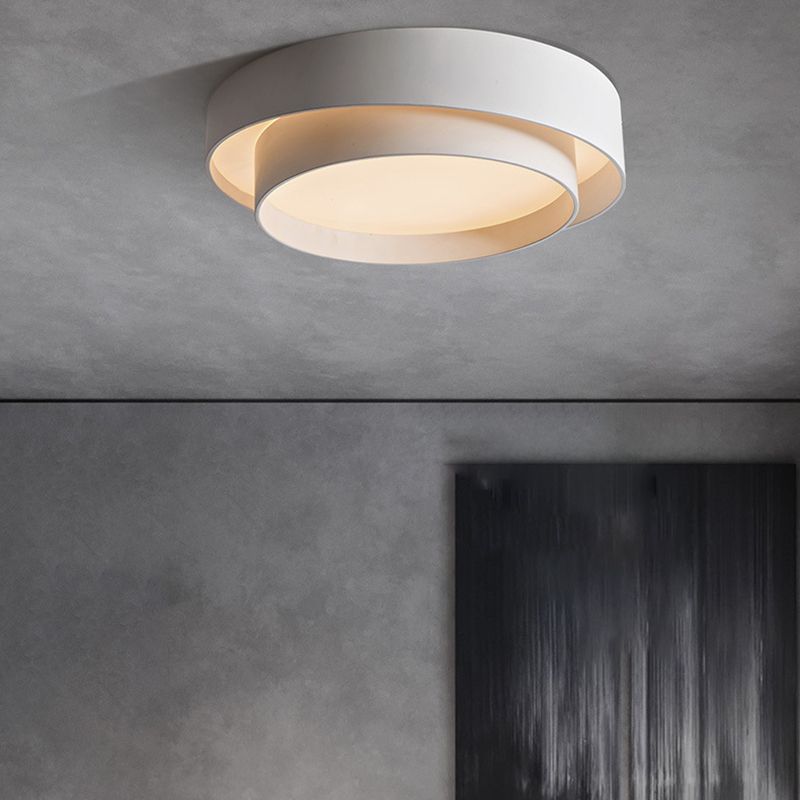 Luminaire de plafond en fer à montage encastré à LED circulaire concis et moderne avec abat-jour en acrylique