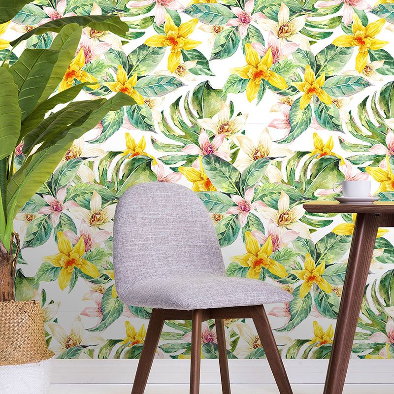 Green and Yellow Modernism Wallpaper 29.1 sq ft. Blossoming Flower Wall Covering for Accent Wall