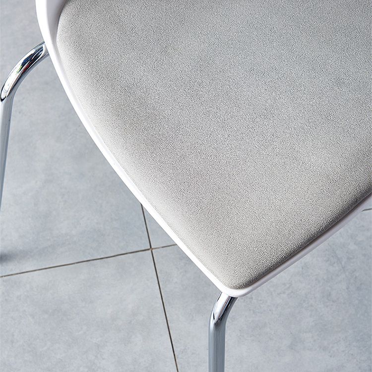Chaises de salle à manger empilables sans accoudoirs, chaises latérales de salle à manger d'intérieur avec pieds en métal