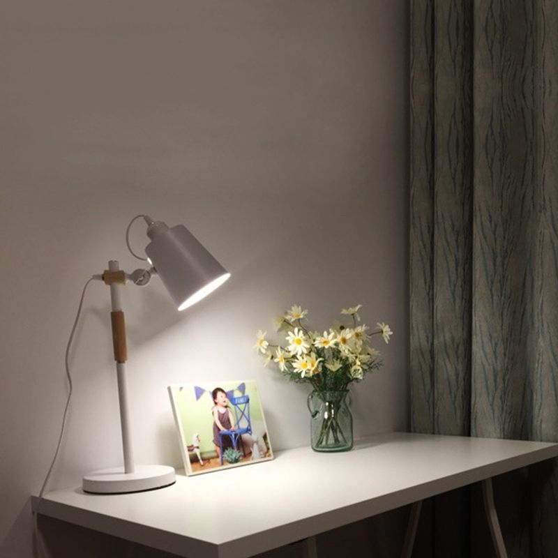 Lámpara de escritorio de tono de cono con pivoteas Metal nórdica de 1 luces Ligera de lectura de la sala de lectura