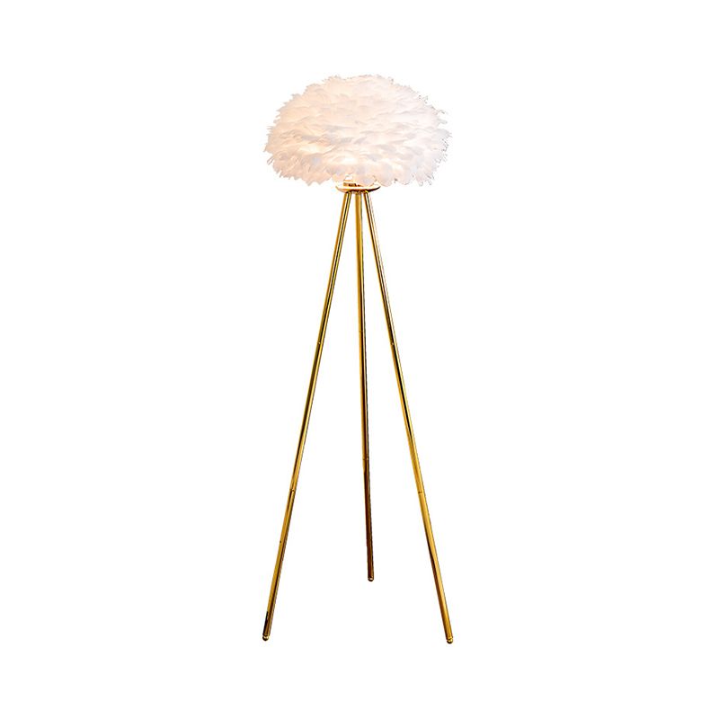 Dome Feather vloerlamp Minimalistisch enkel grijs/wit/roze vloerlicht met zwart/wit/gouden statief voor slaapkamer