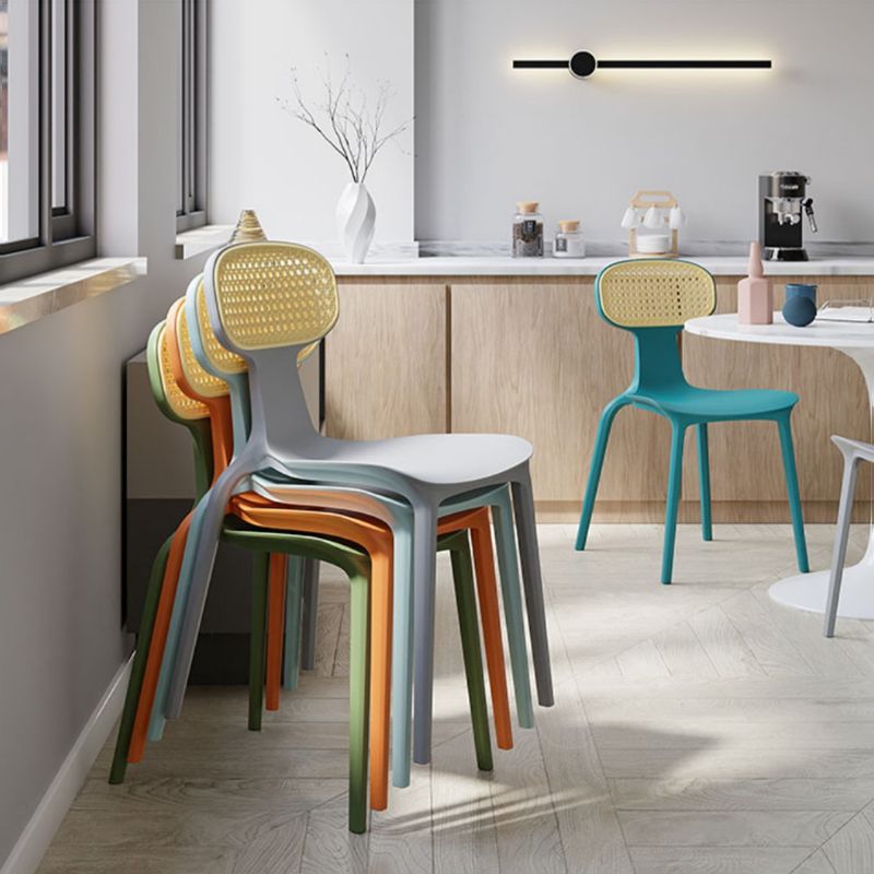 Tropical Outdoors Dining Chairs Wicker Armles Stacking Plastic Outdoor Bistro Chairs