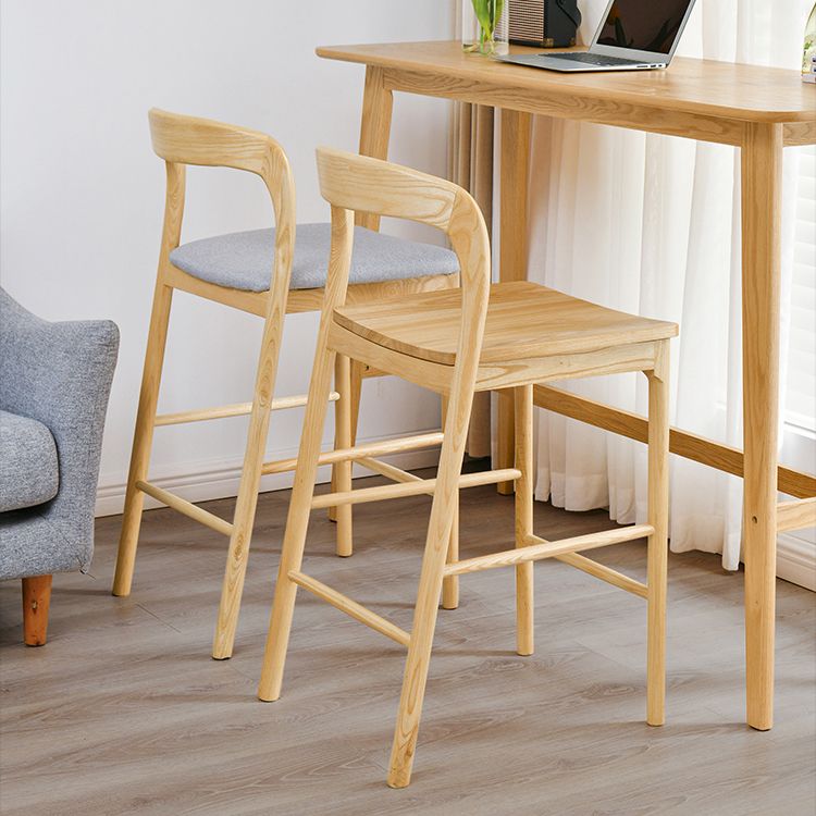 Industrial Style Counter Chair Solid Wood Footrest Counter Stool for Restaurant