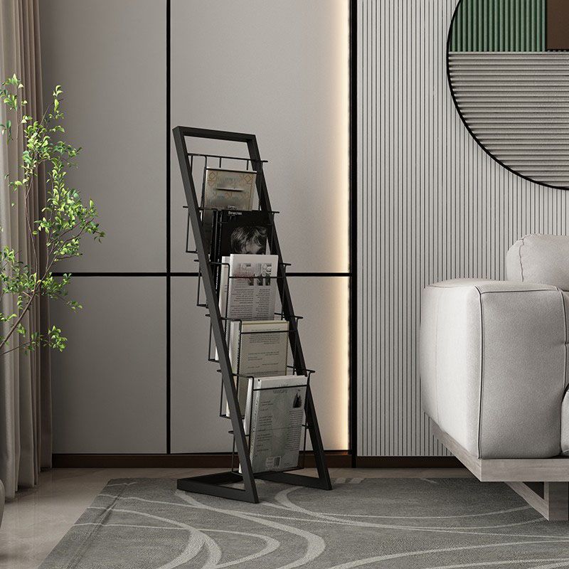Libreria per la scala del ferro industriale libreria chiusa verticale per soggiorno