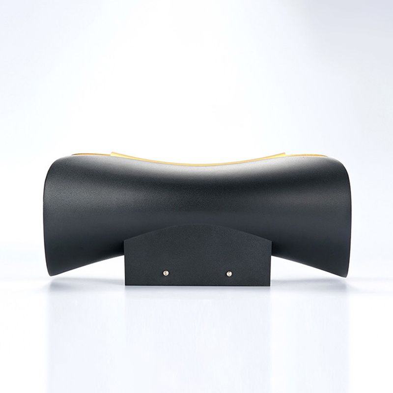 Curl Shape Wall Light Modern Style Metal 1 Light Sconce in Black/White