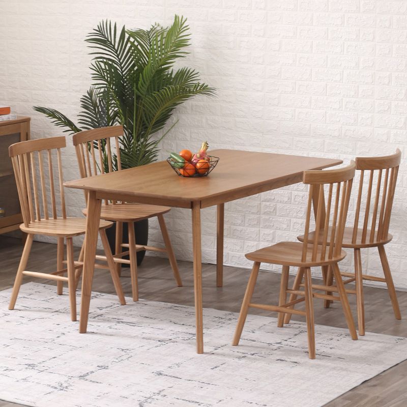 Minimalist Style Dining Table with Fixed Solid Wood Dining Table and Chairs