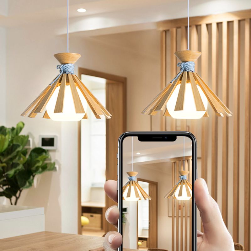Minimaliste moderne à la lampe suspendue à la lampe en bois de bois avec une teinte en verre
