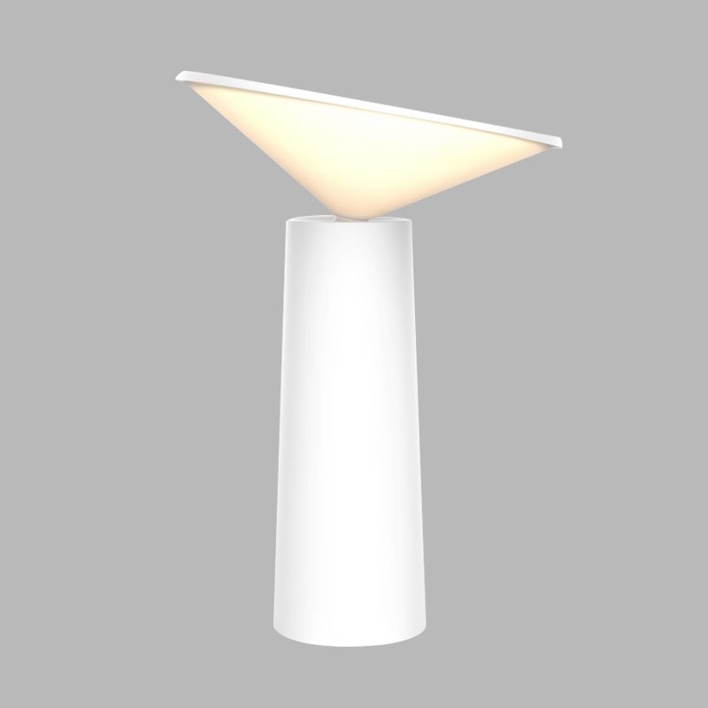 Lámpara moderna de lectura LED Lámpara de mesa de metal de torre blanca ligera con sombra de plástico