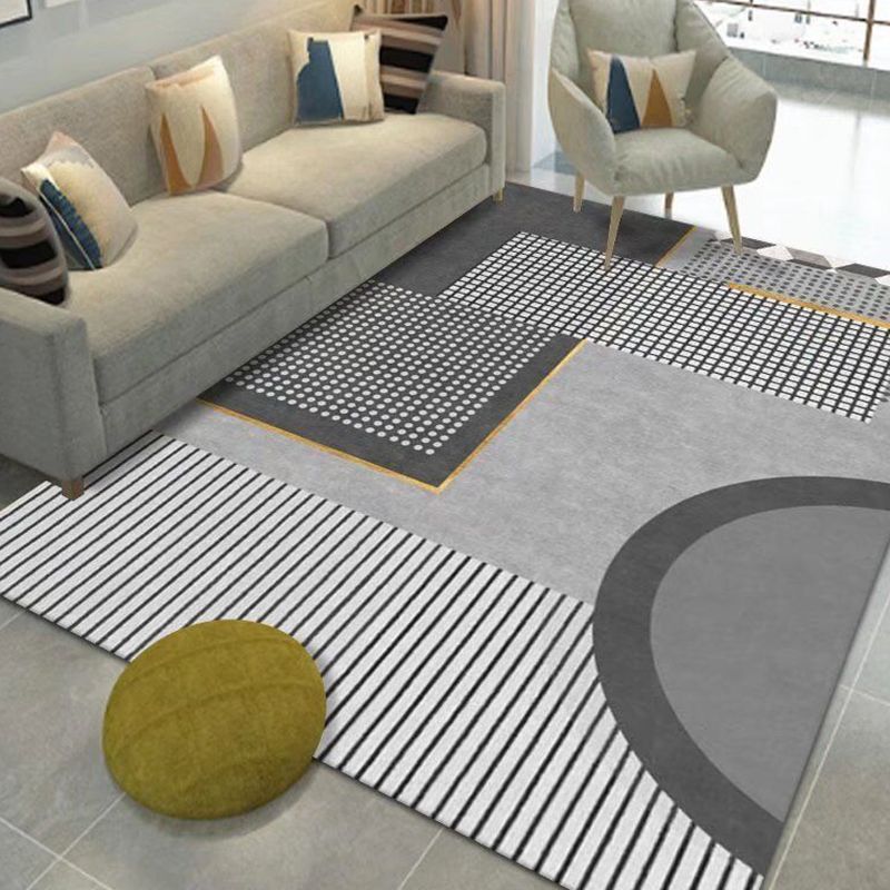 Dark Gray Modern Rug Polyester Pinstripe Rug Stain Resistant Rug for Living Room