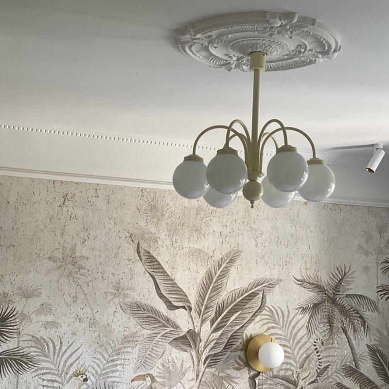 Modern Metal Chandelier Light Fixtures Globe Multi-Head Suspension Lamps for Living Room