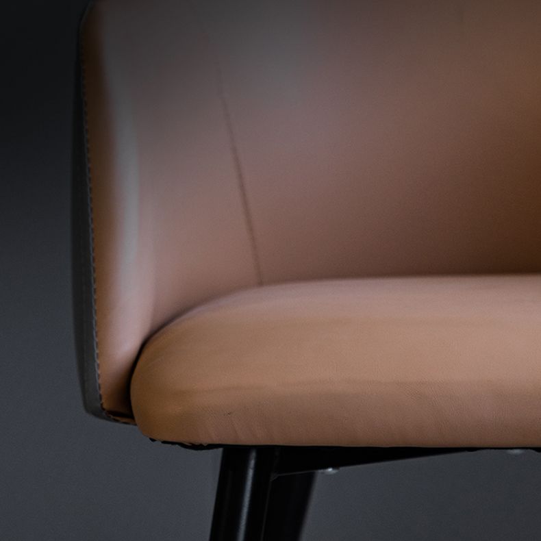 Sillón escandinavo para el hogar, silla de comedor tapizada con respaldo Parsons de metal