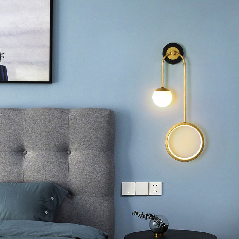 Modern Unique Shape Wall Mount Light Fixture 2 Light Wall Light Sconce in Gold