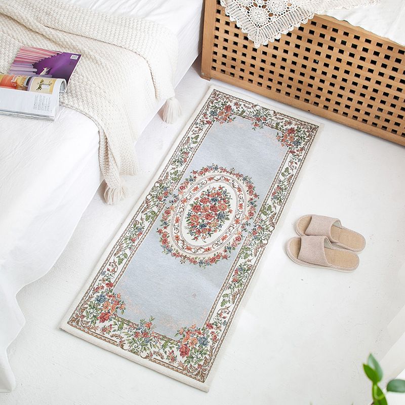 Apricot Medallion Pattern Rug European Polyester Area Rug Non-Slip Backing Carpet for Bedroom