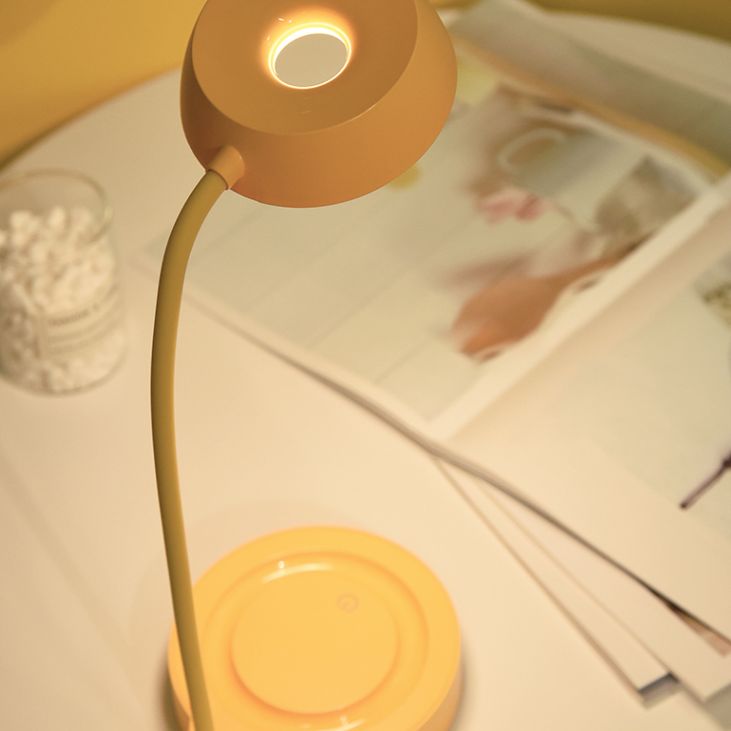 Macaron LED Table Lamp Flexible Gooseneck Nightstand Light with Plastic Shade