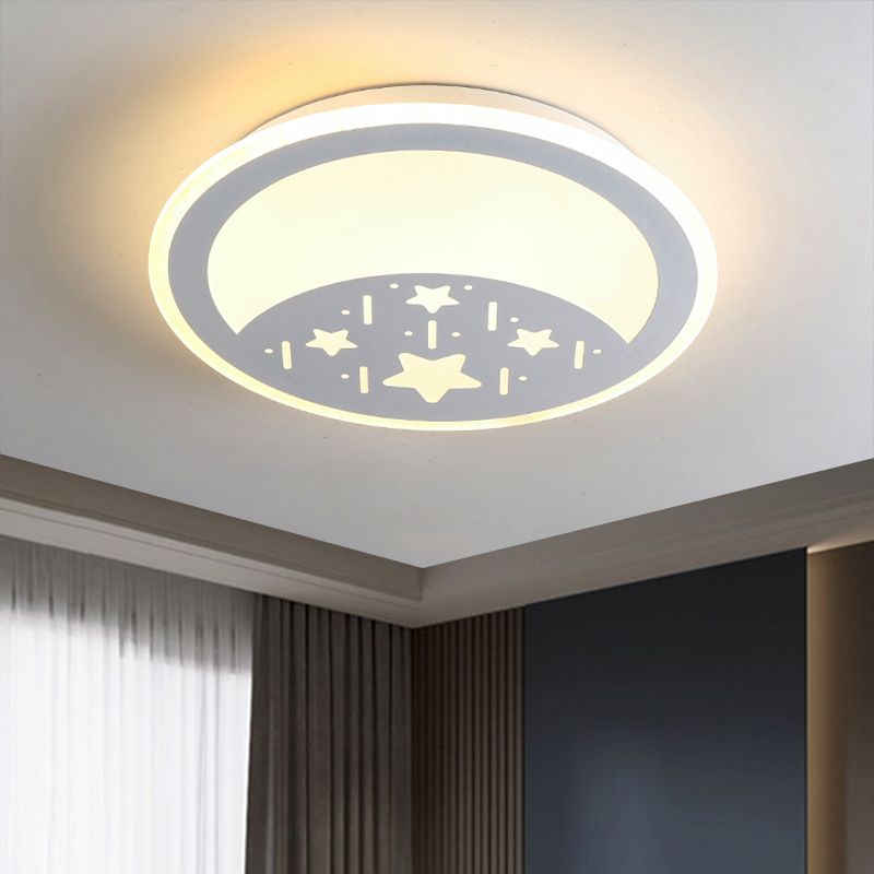 Kids Moon/Star/Loving Heart Flushmount Lighting Metallic LED Bedroom Flush Mount Lamp in White