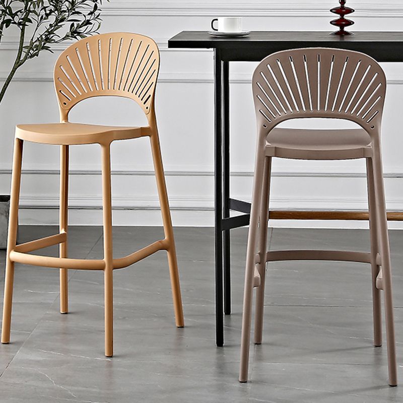 Taburete de bar de estilo escandinavo, taburete individual de plástico con reposapiés para barra de cocina