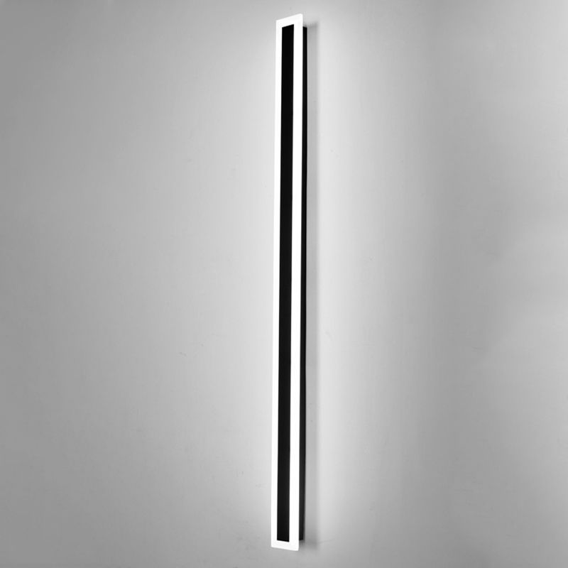 Linear Shape Metal Wall Light Modern Style 1 Light Wall Mount Lighting in Black