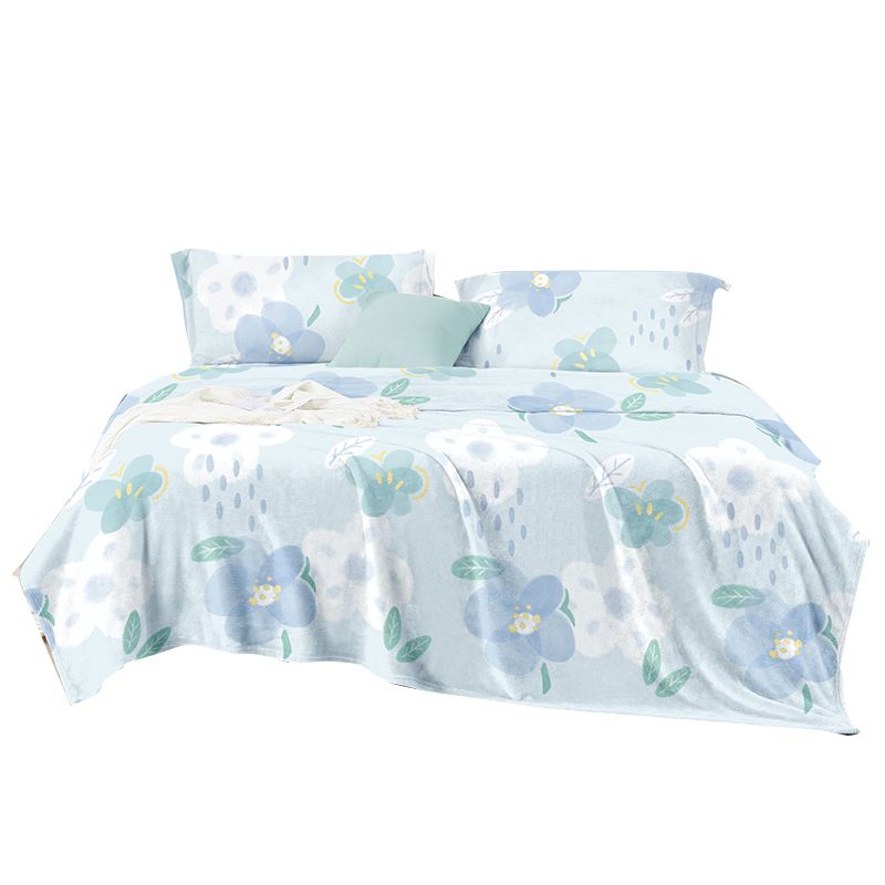 Blue Bed Sheet Floral Pattern Wrinkle-Free Fade Resistant Flannel Bed Sheet