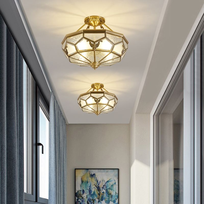 Plafonnier doré de style colonial en métal semi-encastré pour salon