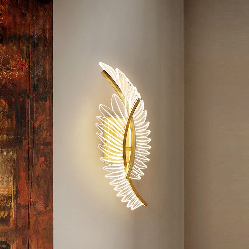 Unique Shape Wall Mounted Light Fixture Modern Wall Mounted Lighting in Gold