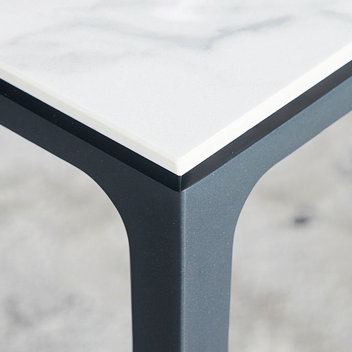 Mesa de comedor rectangular moderna Mesa de comedor de piedra sinterizada con 4 patas de metal