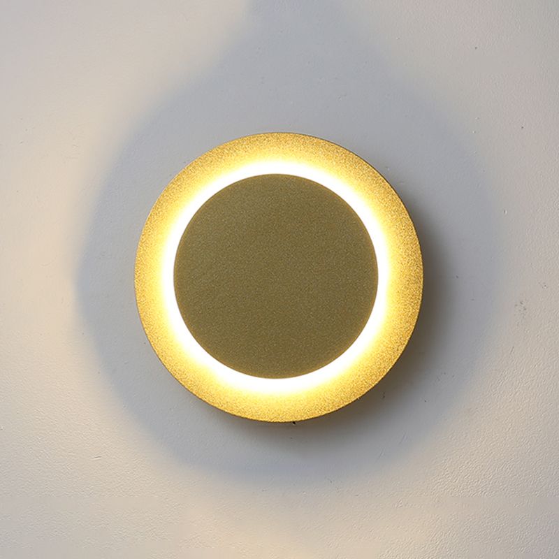 Modern Style Circle Shape Wall Sconce Metal 1 Light Wall Lighting for Bedroom