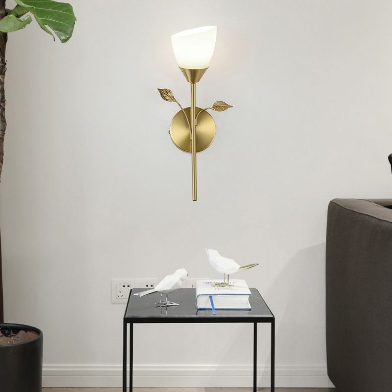 Modern Style Flower Shade Wall Sconce Glass Sconces with Romantic Atmosphere