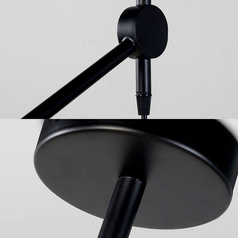 Estilo simple Bombilla desnuda Bombilla tres bombillas Luz de colgante de techo de metal en negro para la tienda