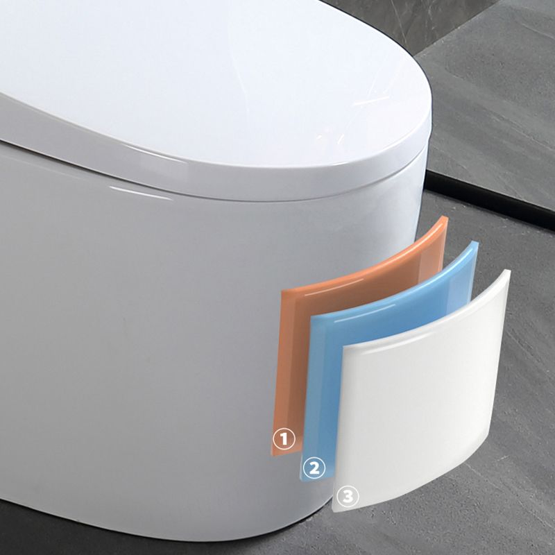 Traditional White Flush Toilet Spray Gun Included Urine Toilet for Bathroom