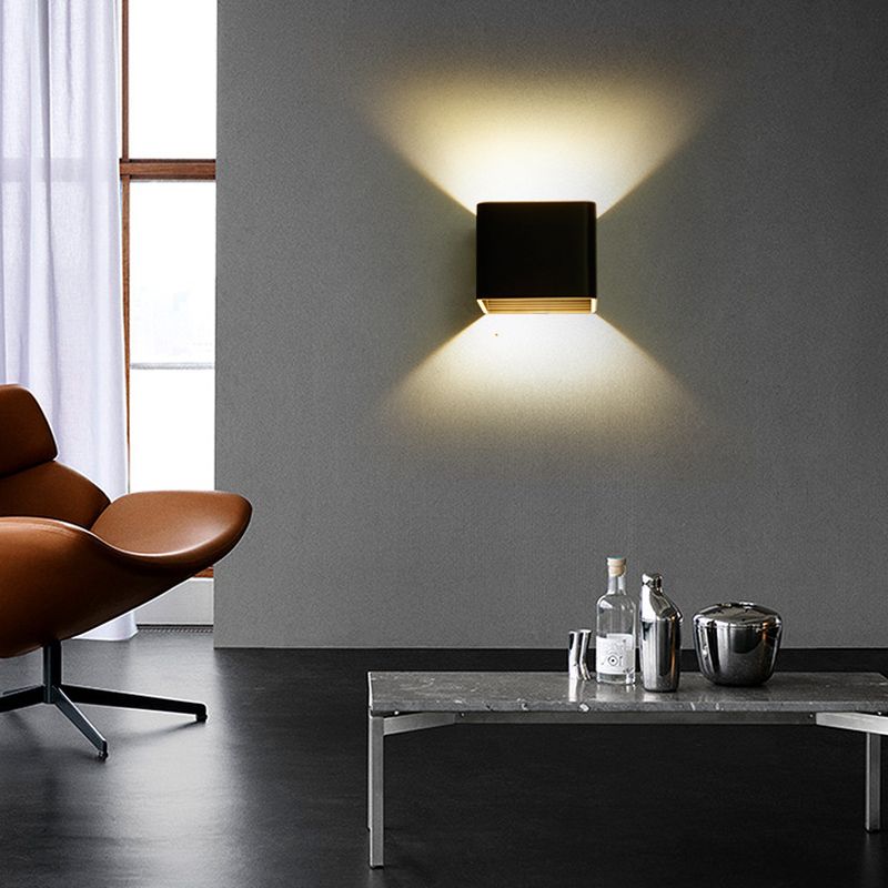 Ultra-modern Square Wall Sconce Lighting Aluminum Wall Mounted Light Fixture for Bedroom
