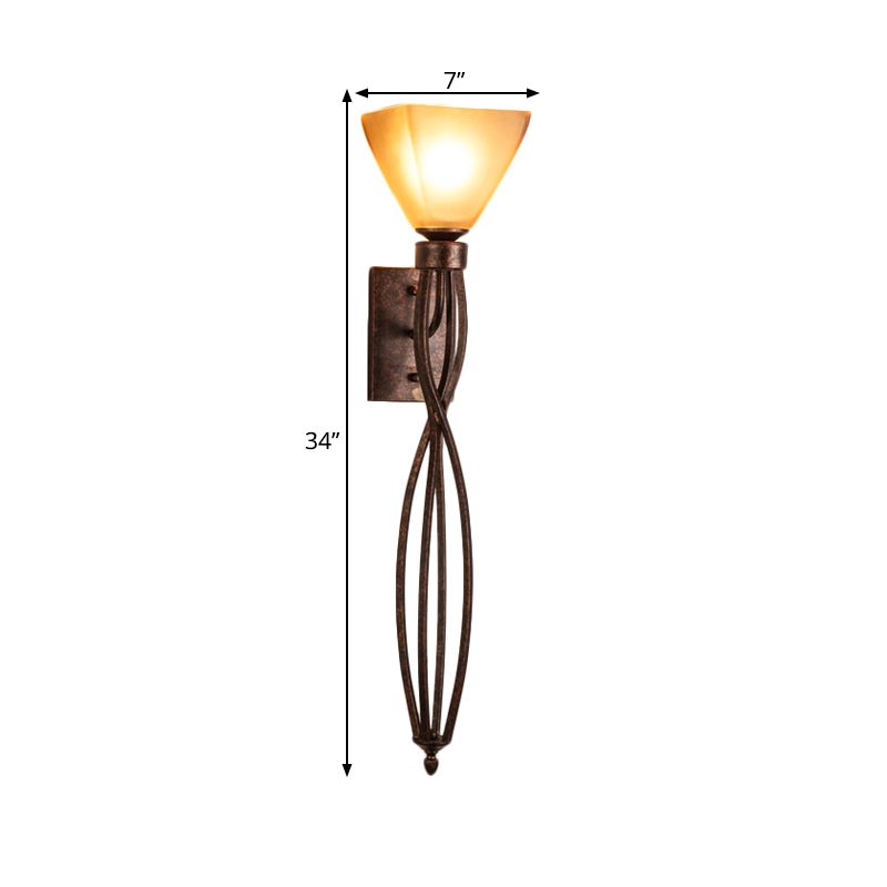 Applique murale de couloir torsadée en métal vintage, 1 lumière rouille, luminaire avec abat-jour en verre trapézoïdal