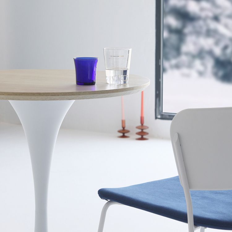 Mesa minimalista de mesa estándar redonda MDF Mesa de comedor de cocina con base de tulipán