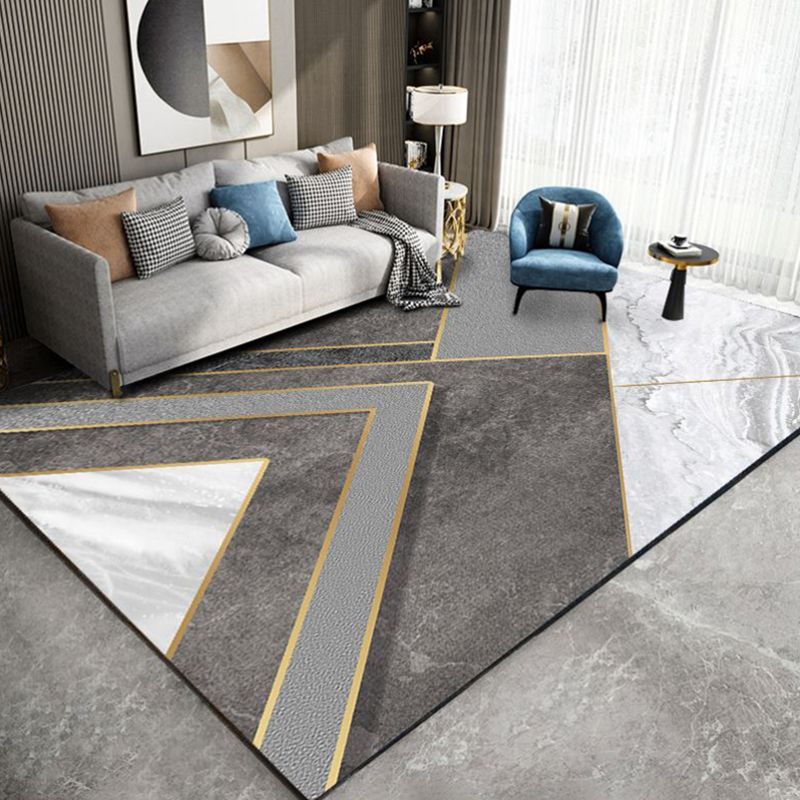 Luxury Triangle Printed Rug Grey Tone Polyester Area Carpet Non-Slip Backing Rug for Living Room