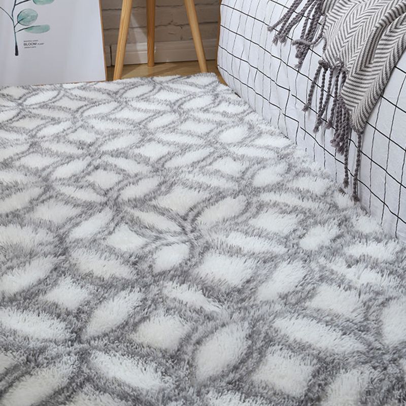 Contemporary Trellis Pattern Area Rug Aesthetic Soft Shag Indoor Carpet Polyester Non-Slip Backing Carpet for Home Decor