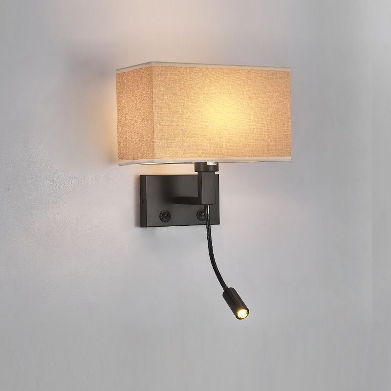 Modernes Metall -Lesen Wandleuchten Quader 2 Lichter Wandleuchte mit natürlicher Sackleinen