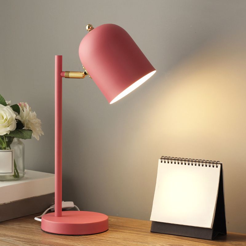 Lampada da tavolo a cupola allungata in metallo Macaron Lampada da studio girevole a 1 luce con portapenne