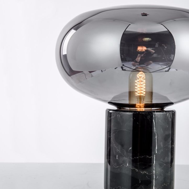 Urne Task Lamp zeitgenössische Glas 1 Glühbirne 8 "/13" breites schwarzes Tischlicht mit Marmorbasis