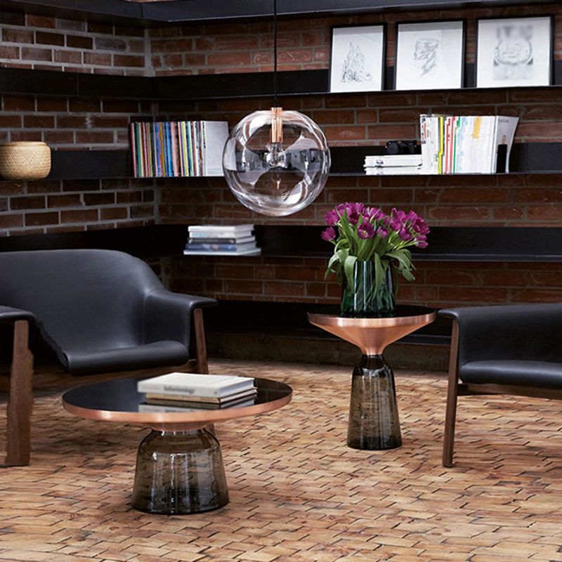 Modern Style Cocktail Table Black Table with Glass Base Round Coffee Table
