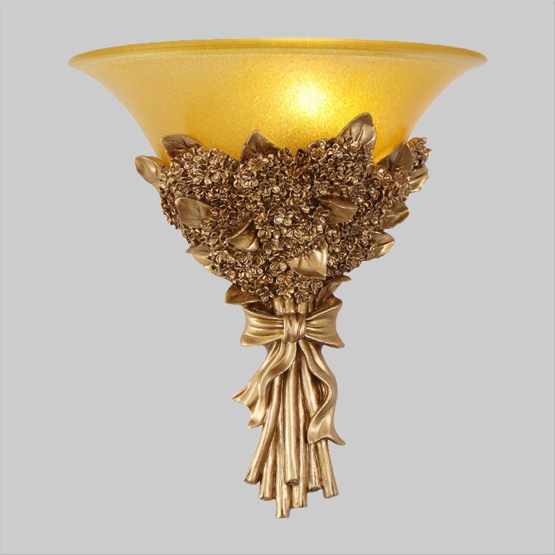 Wandleuchte im Vintage-Stil, breite Glocke, 1 Licht, Bernstein/Milchglas, Blumenstrauß-Wandleuchte in Gold/Mehrfarbig