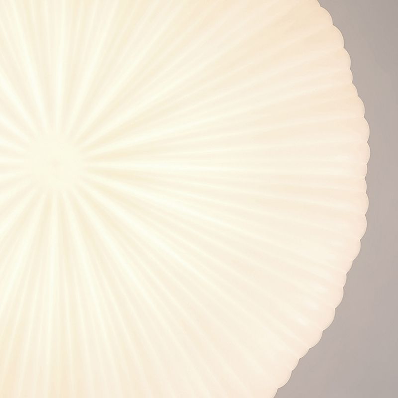 LED Modern Metal Flush Mount Circular Shape Ceiling Light with Acrylic Shade in White