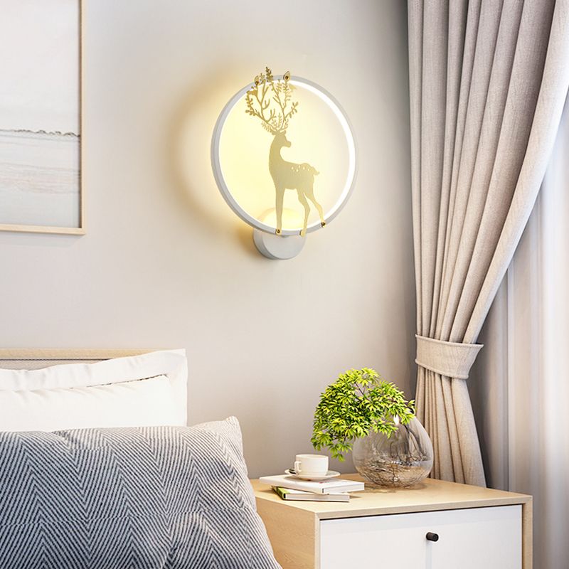 Modern Style LED Wall Light Fixture Creative Wall Light Sconce for Bedroom