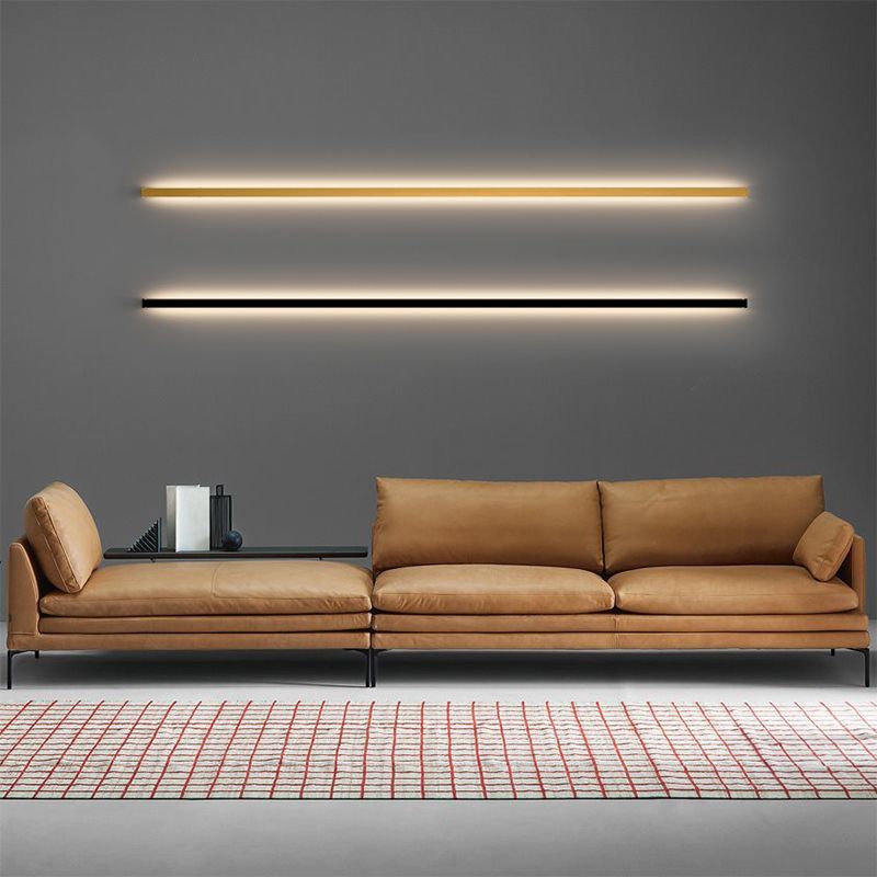 Metal Linear Shade Wall Light Modern Style 1-Light Wall Mounted Light Fixture in Black